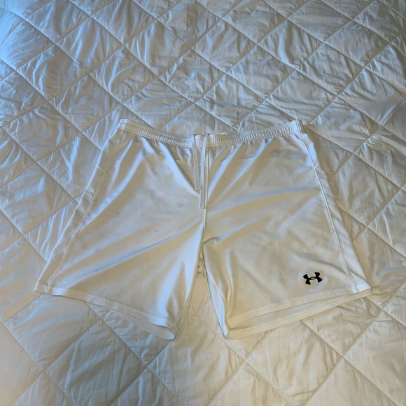 Under Armour white XL athletic shorts - Picture 1 of 3